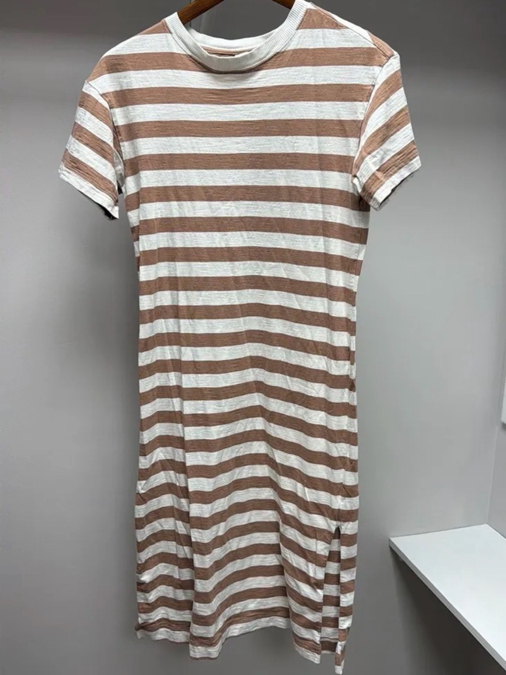 Old Navy Cream and Tan Striped Short Sleeve Midi Dress